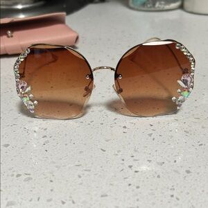 Embellished Brown Sunglasses with Pink Case